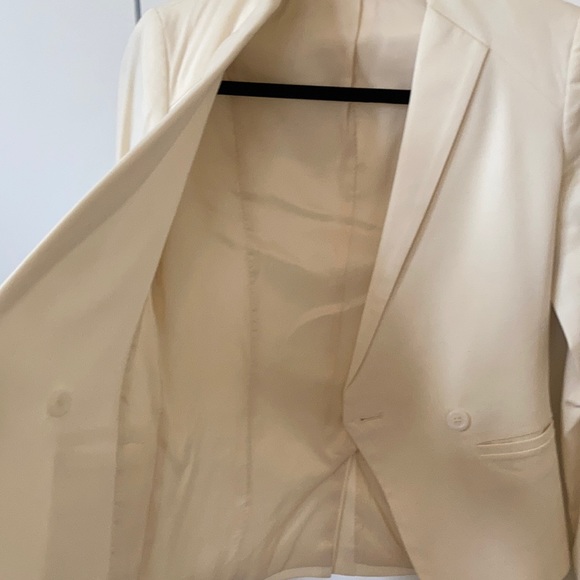 Truth and Pride cream tuxedo style blazer - Picture 3 of 5